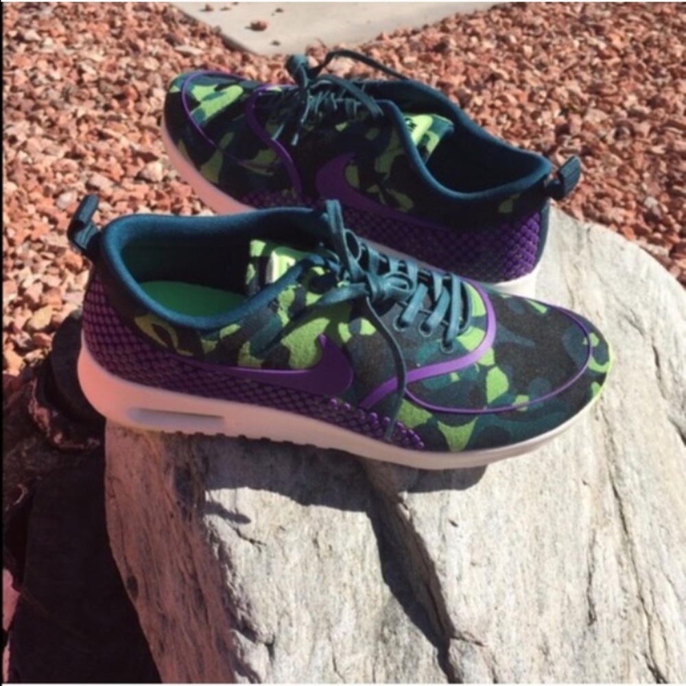 Nike Purple and Green Athletic Shoes ❤️